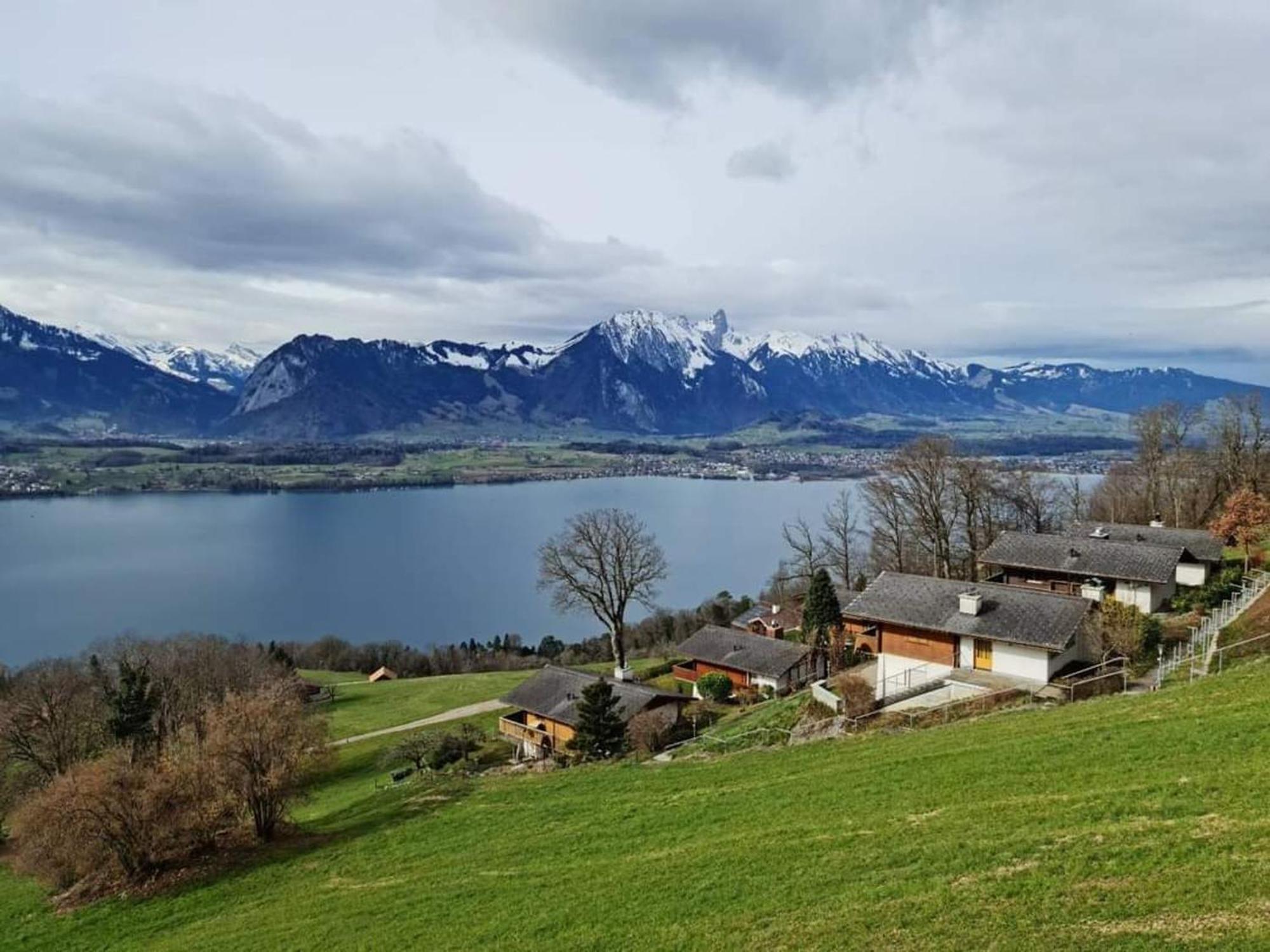 Chalet With View Of The Mountains And The Thun Lake Sigriswil Exterior foto