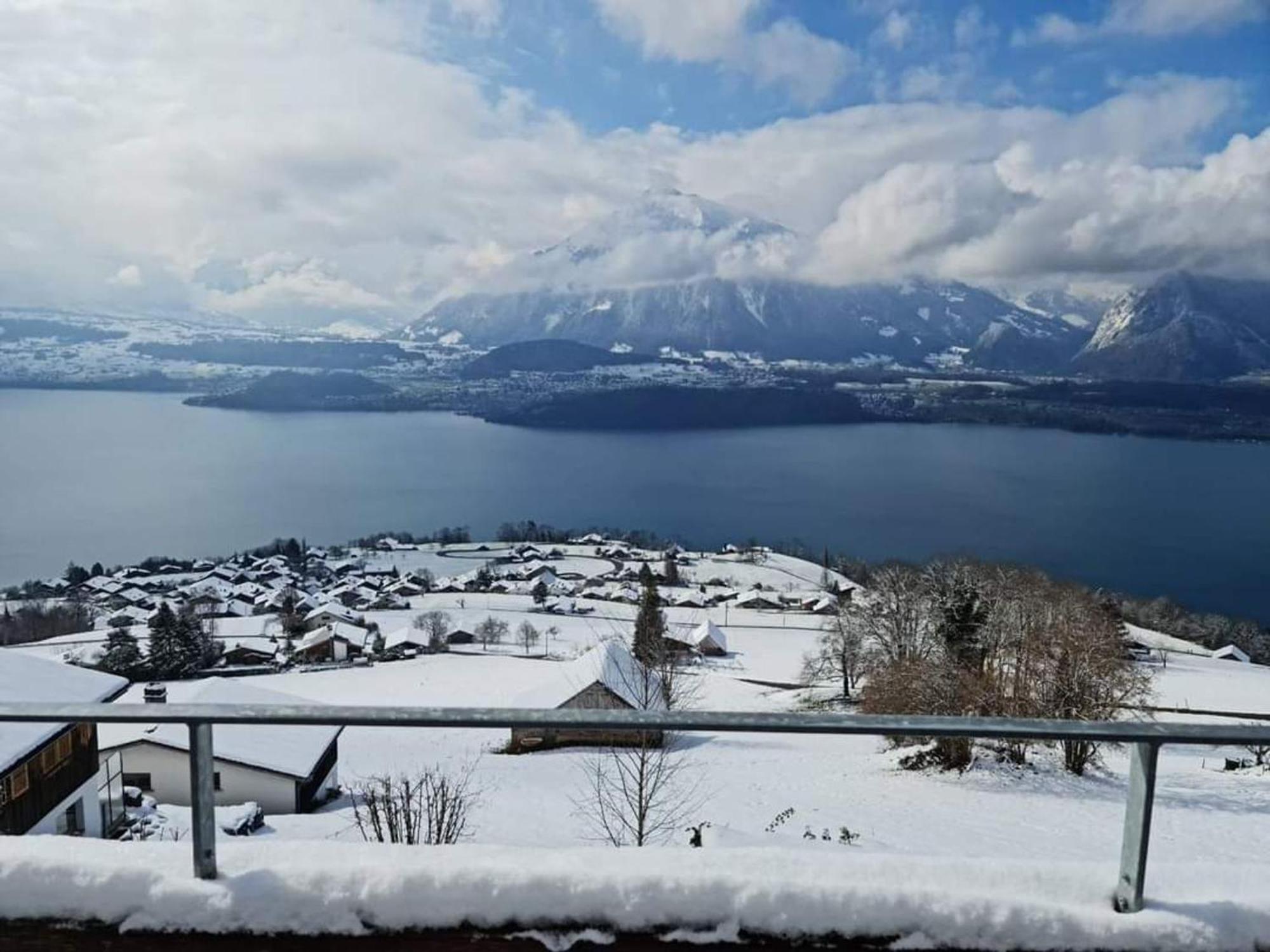 Chalet With View Of The Mountains And The Thun Lake Sigriswil Exterior foto